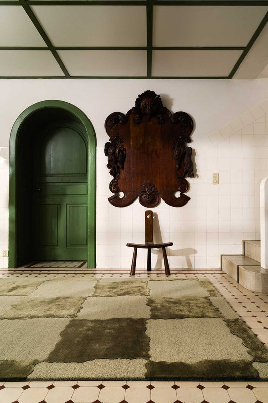 Kelly Arwen Handmade Tufted Wool Carpet