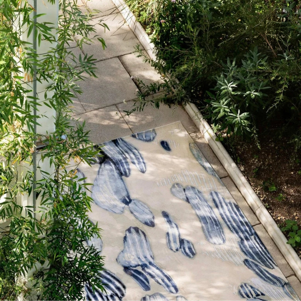 Bossie Astratto Handmade Tufted Wool Carpet - Floorshot