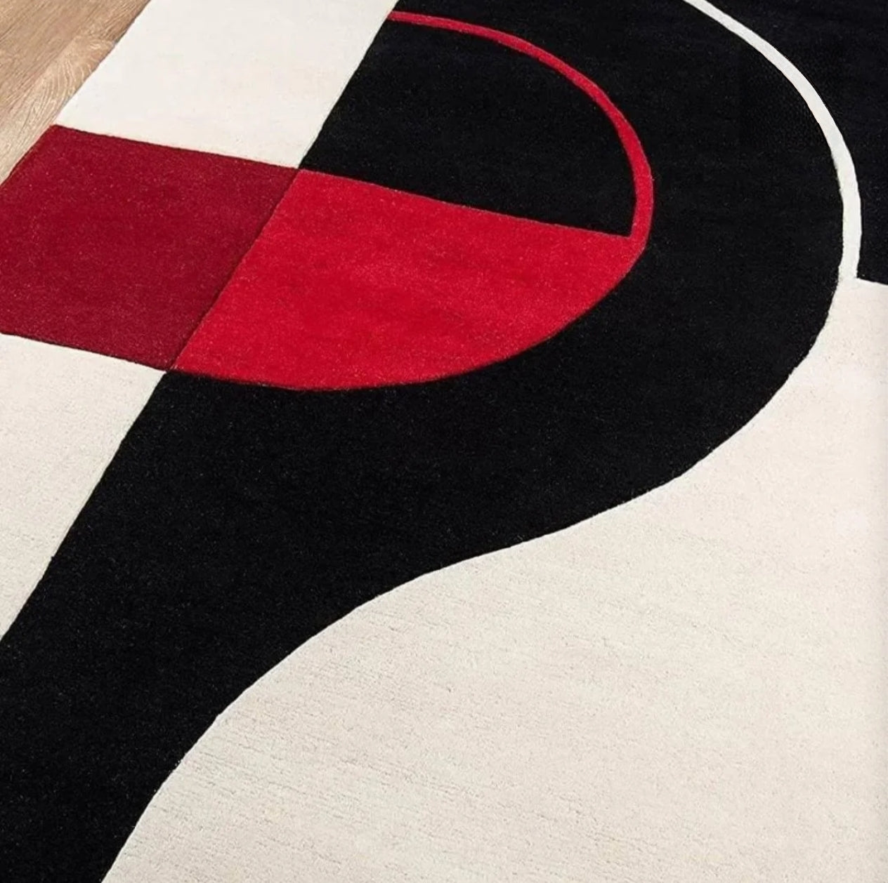 Kelly Arwen Handmade Tufted Wool Carpet