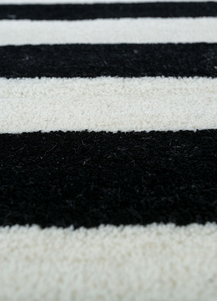 Crysta Japanese Handmade Tufted Wool Carpet