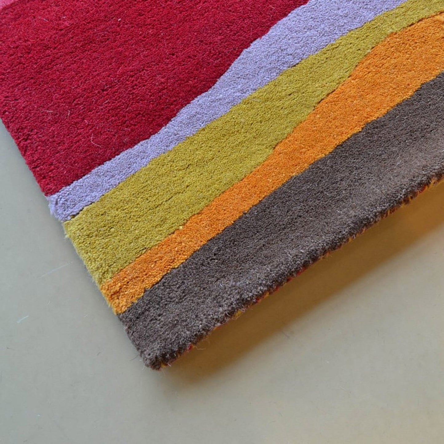 Vistara Aura Handmade Tufted Wool Carpet - Corner