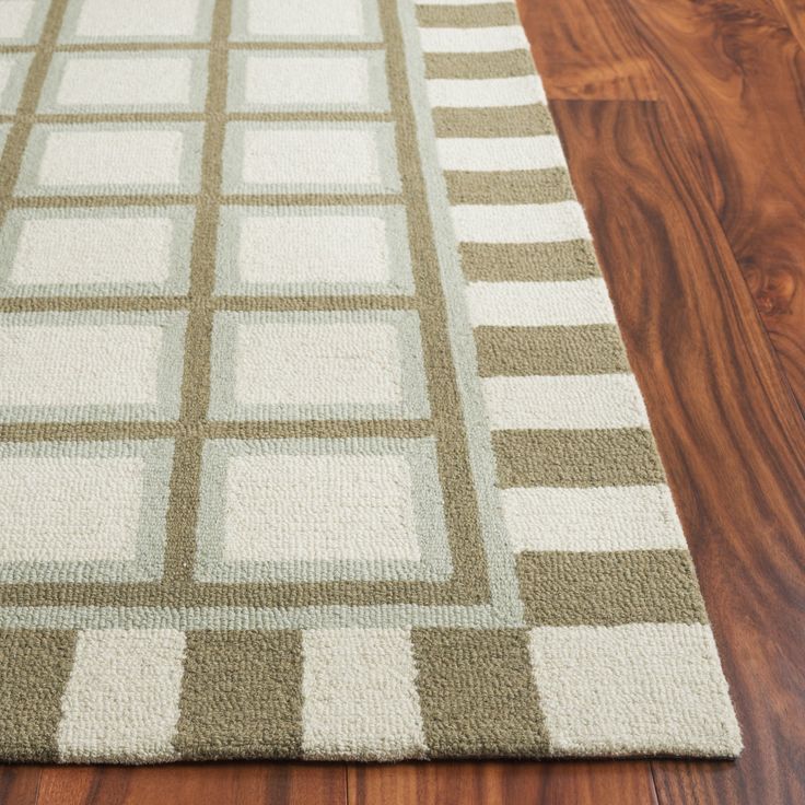 Breezy Snap Handmade Tufted Wool Carpet - Corner