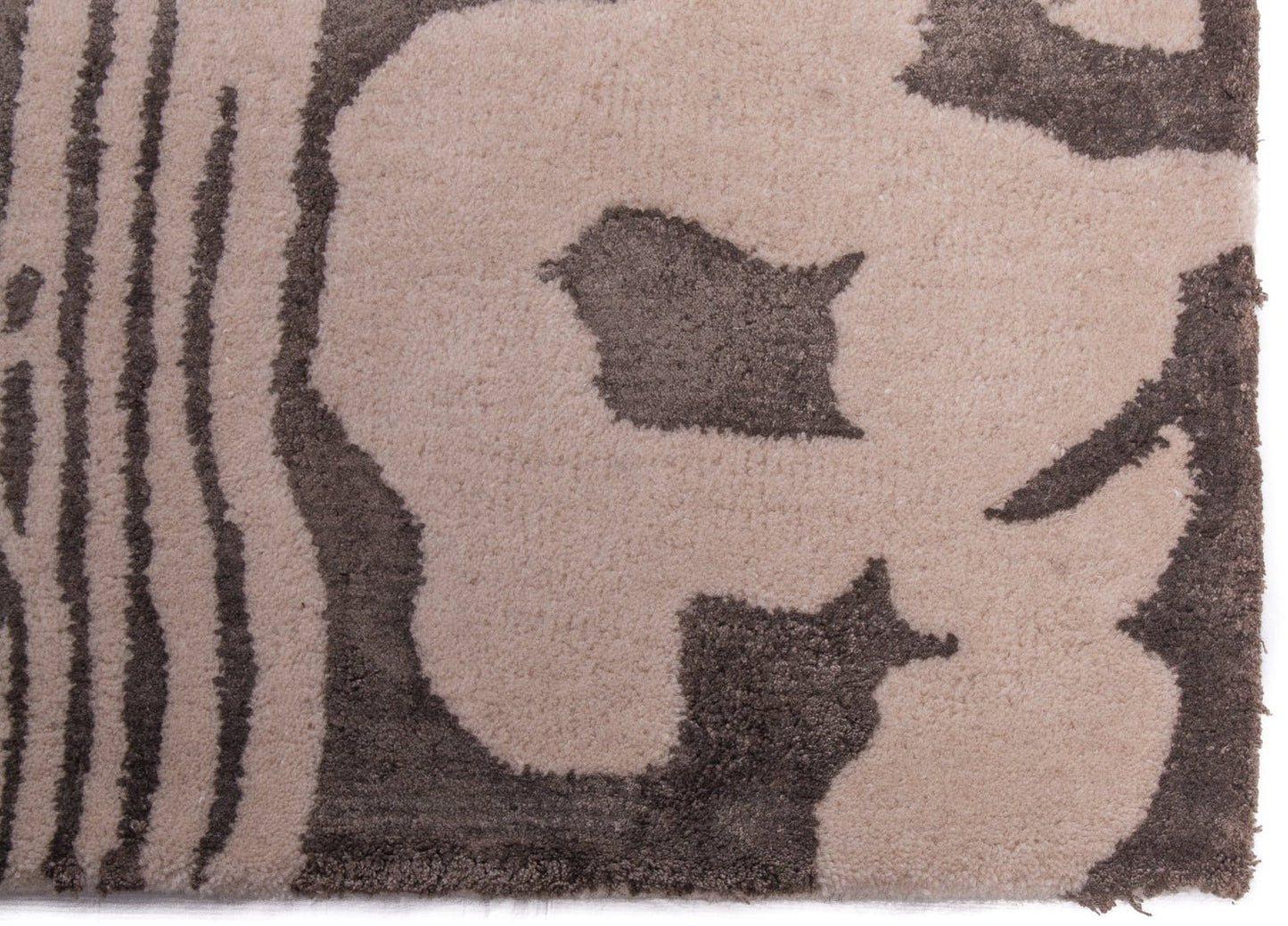 Damascus Beige Handmade Tufted Wool Carpet - Corner