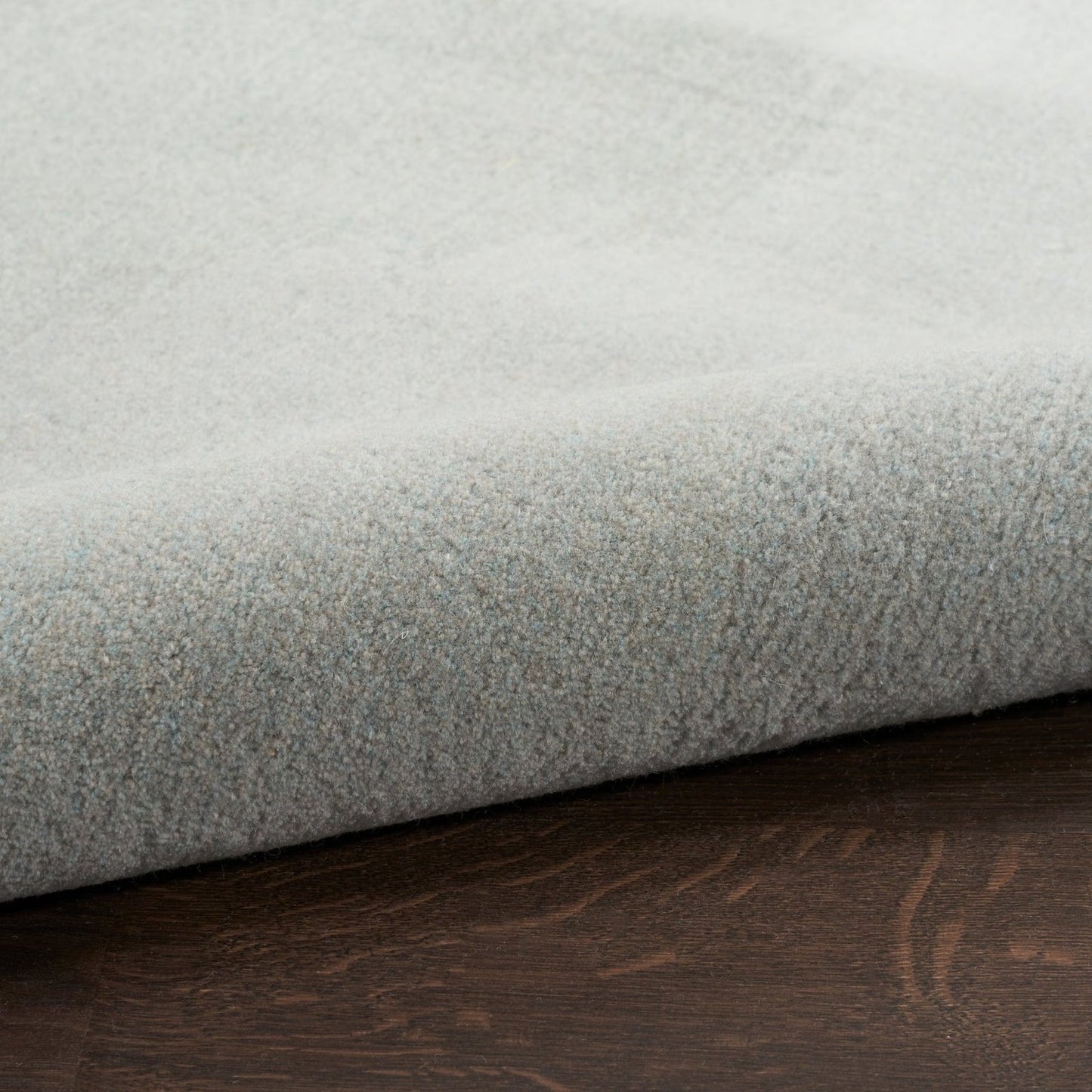 Seafoam Dezire Handmade Tufted Wool Carpet - CloseUp