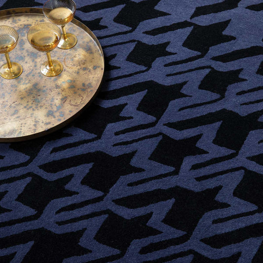 Houndstooth Darky Handmade Tufted Wool Carpet - CloseUp