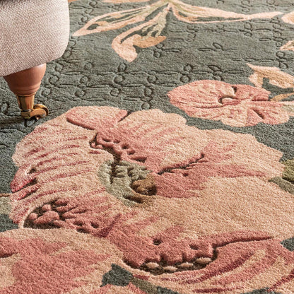 Highlander Floral Handmade Tufted Wool Carpet - CloseUp