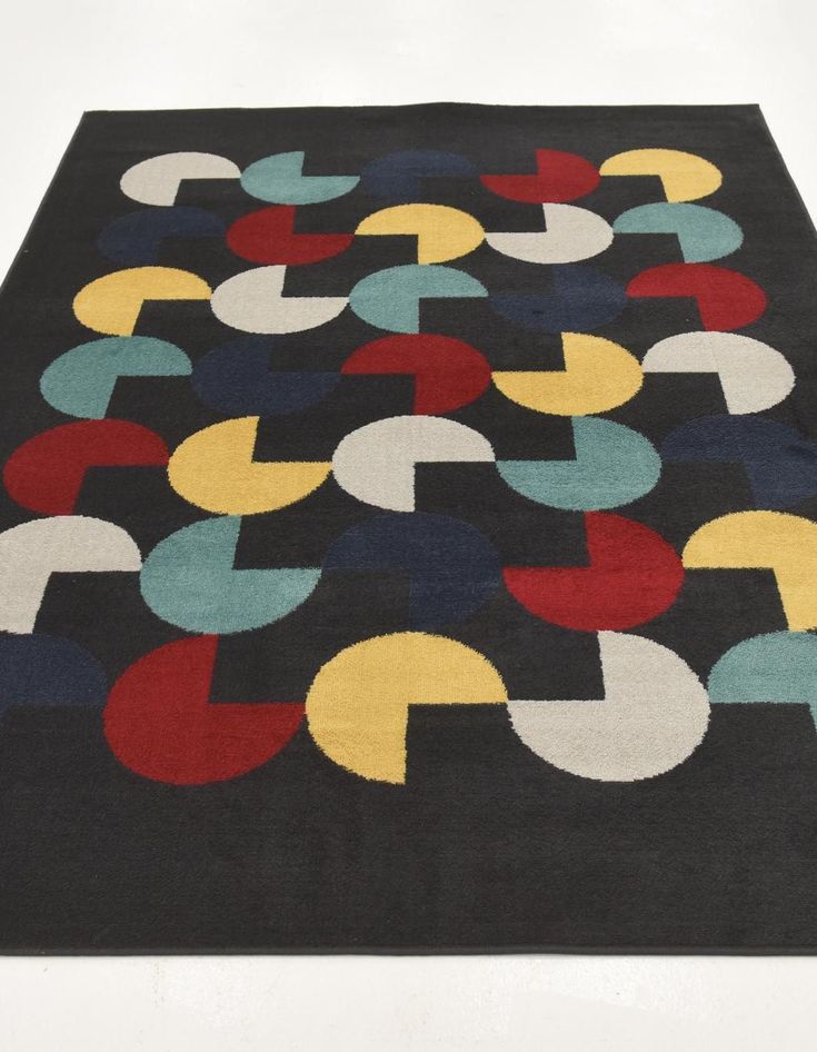 Summon Circular Handmade Tufted Wool Carpet - Floorshot