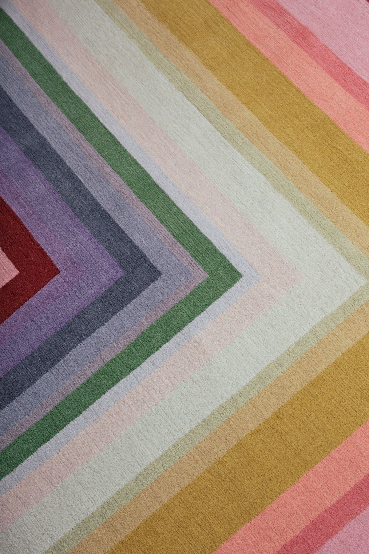Spectra Smith Handmade Tufted Wool Carpet