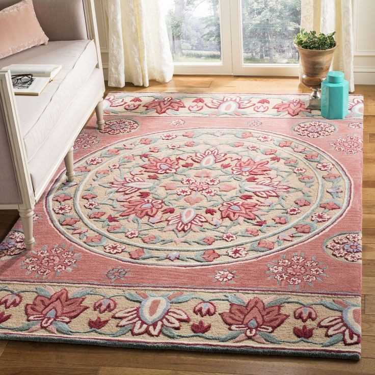 Thistle Pine Handmade Tufted Wool Carpet - Floorshot