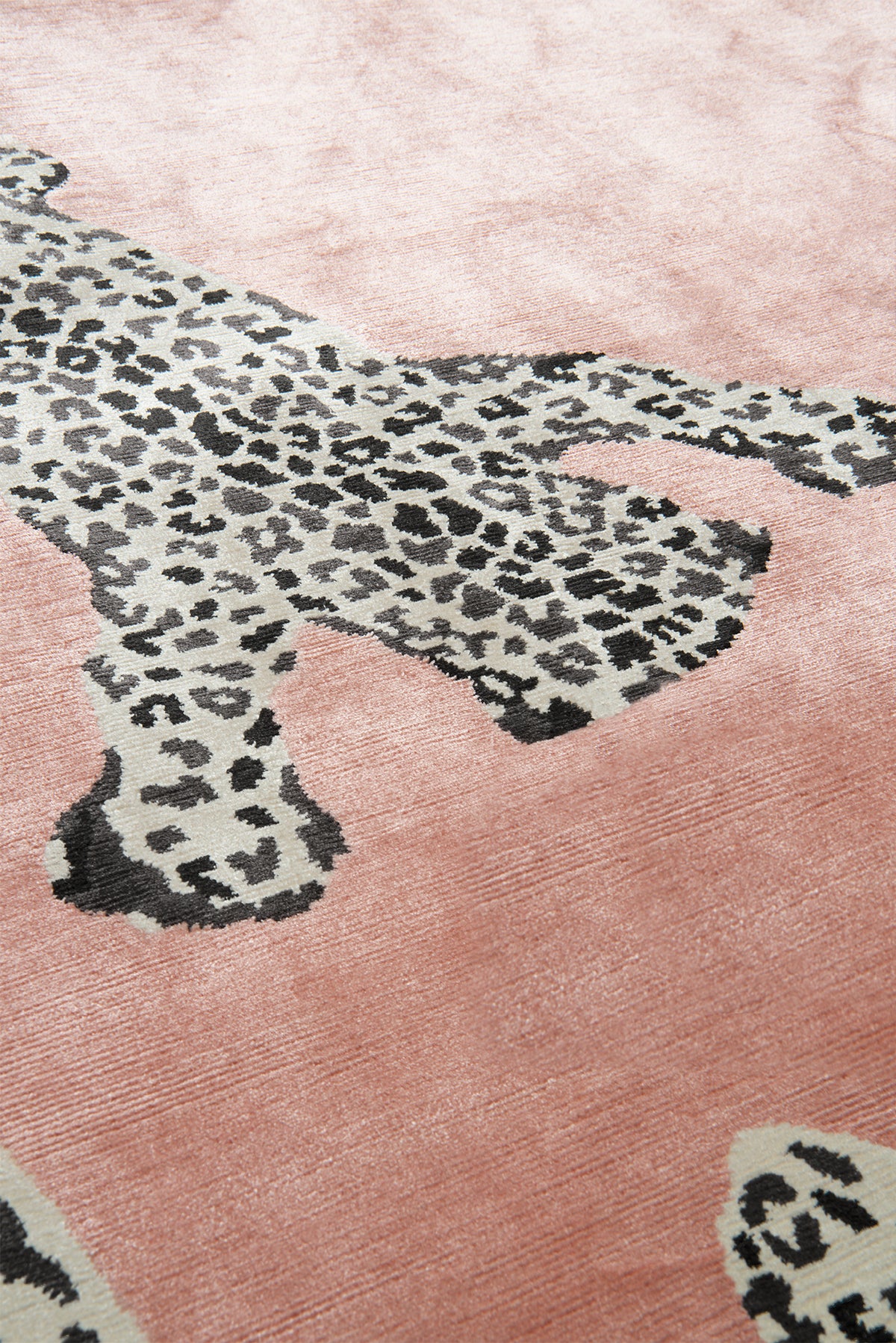 Creative Spire Handmade Tufted Wool Carpet
