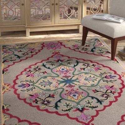 Flint Glade Handmade Tufted Wool Carpet - Floorshot