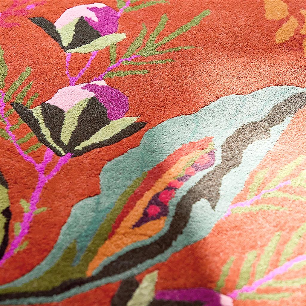 Wonderland Floral Handmade Tufted Wool Carpet - CloseUp