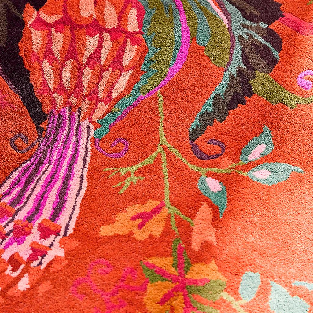 Wonderland Floral Handmade Tufted Wool Carpet - CloseUp