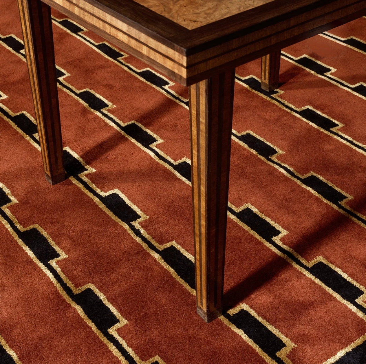 Horizontialist Glid Handmade Tufted Wool Carpet - CloseUp