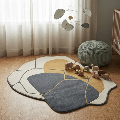 Duster Frost Handmade Tufted Irregular Shaped Wool Carpet