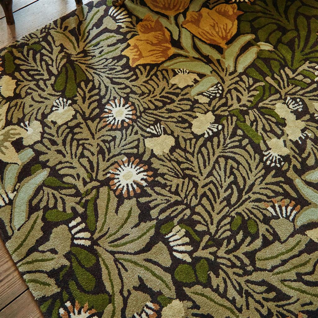 Twinning Vine Handmade Tufted Wool Carpet - CloseUp