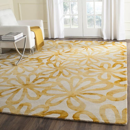 Charm Snow Handmade Tufted Wool Carpet - Floorshot