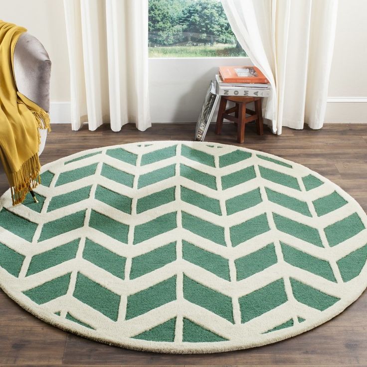 Strome Petal Handmade Tufted Round Wool Carpet - Floorshot