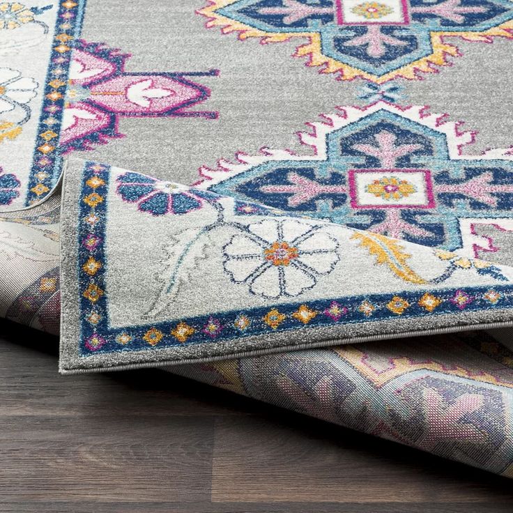 Fresh Whirl Handmade Tufted Wool Carpet - Corner