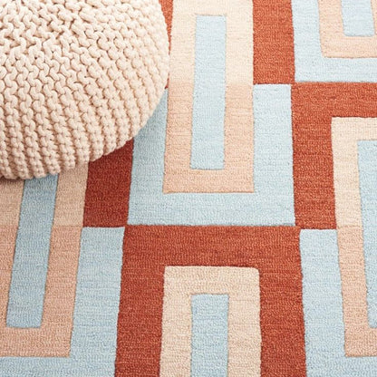 Sandstone Peak Handmade Tufted Wool Carpet - CloseUp
