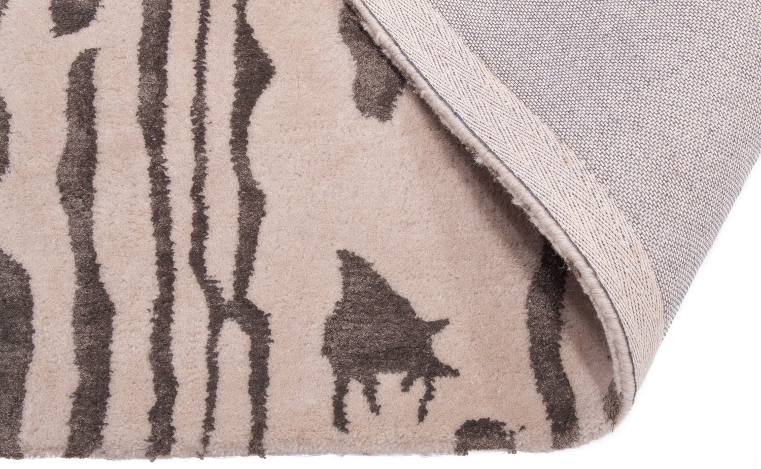 Damascus Beige Handmade Tufted Wool Carpet - Corner