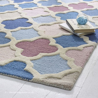 Ripple Drift Handmade Tufted Wool Carpet - Corner