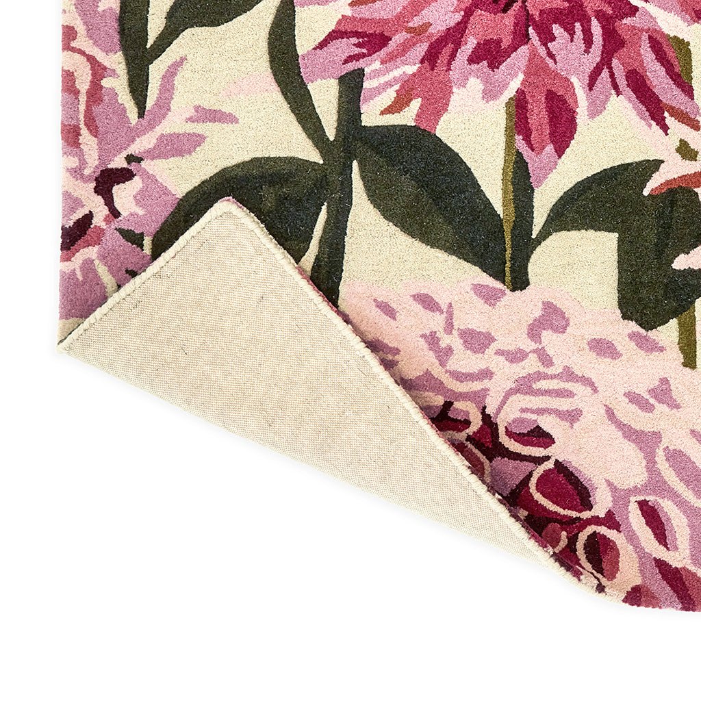 Dahlia Rupus Handmade Tufted Wool Carpet - Corner