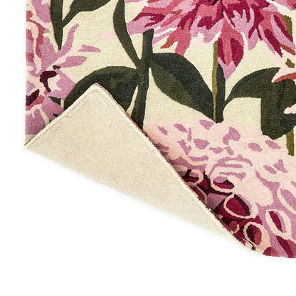 Dahlia Rupus Handmade Tufted Wool Carpet - Corner