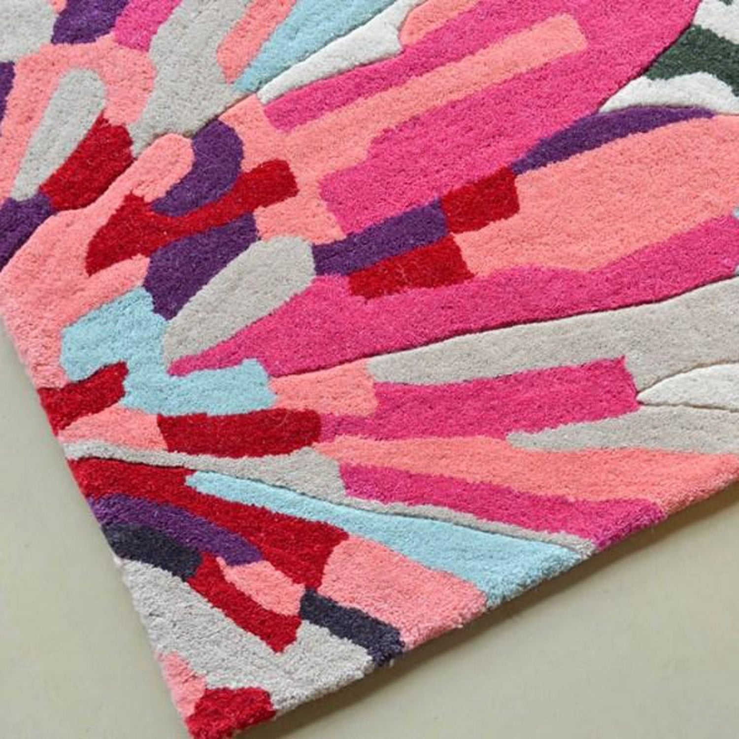 Herlequin Kashmiri Handmade Tufted Wool Carpet - Corner