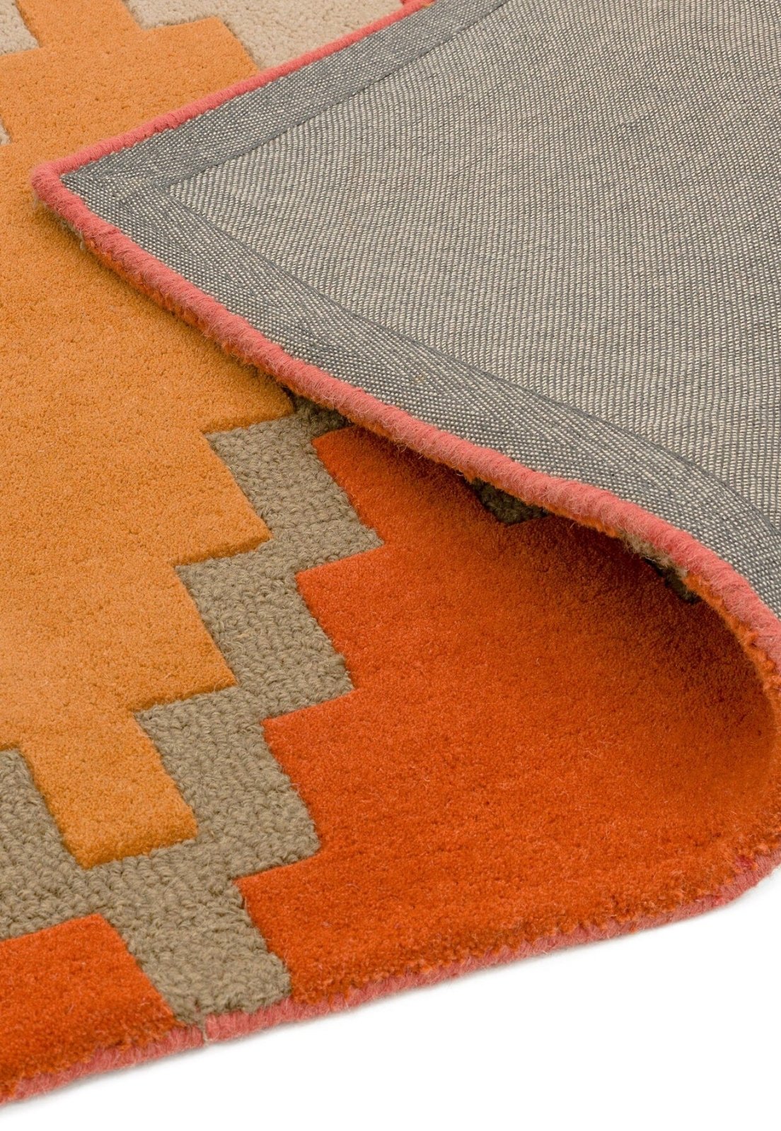 Humayu Oskar Handmade Tufted Wool Carpet - CloseUp