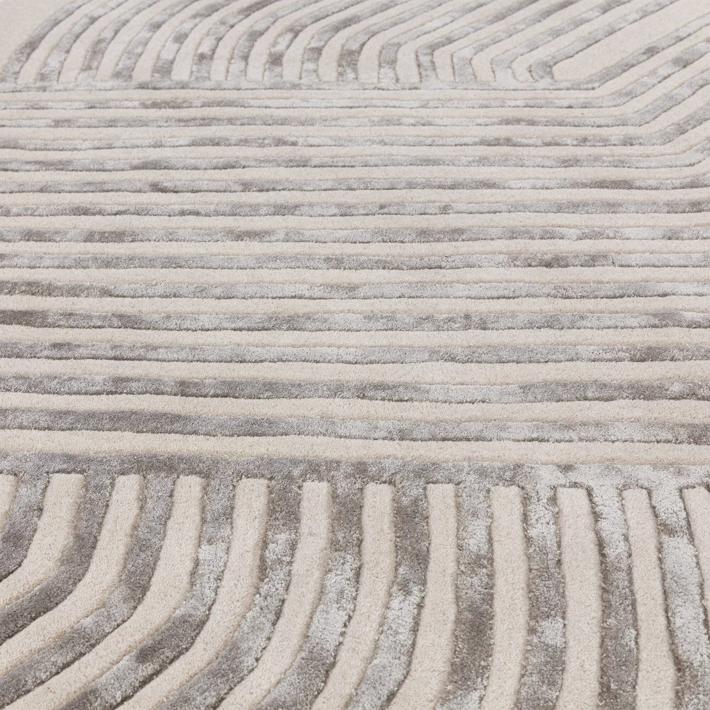 Asiatic Viscose Handmade Tufted Wool Carpet - CloseUp