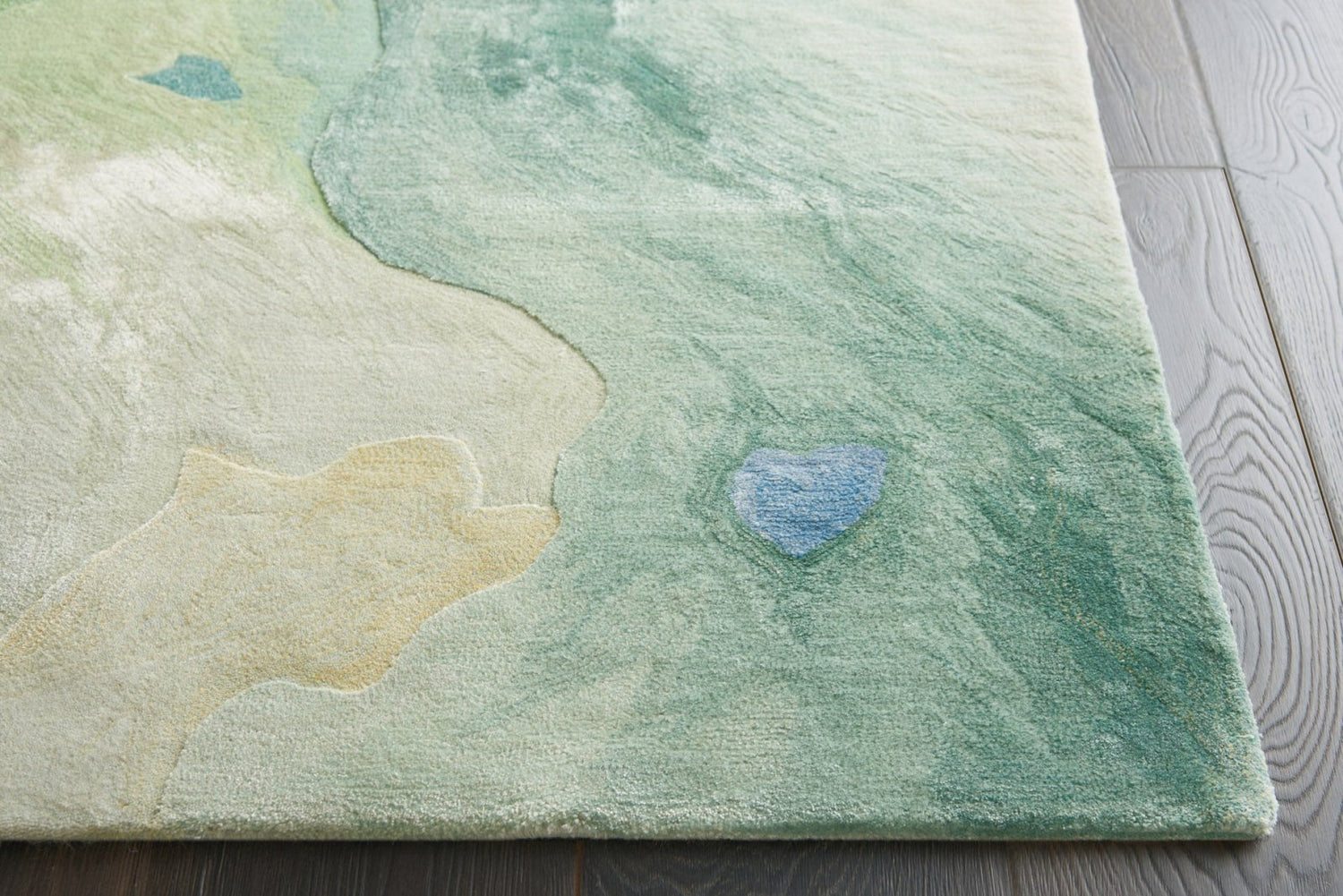 Echoing Step Handmade Tufted Wool Carpet - Corner