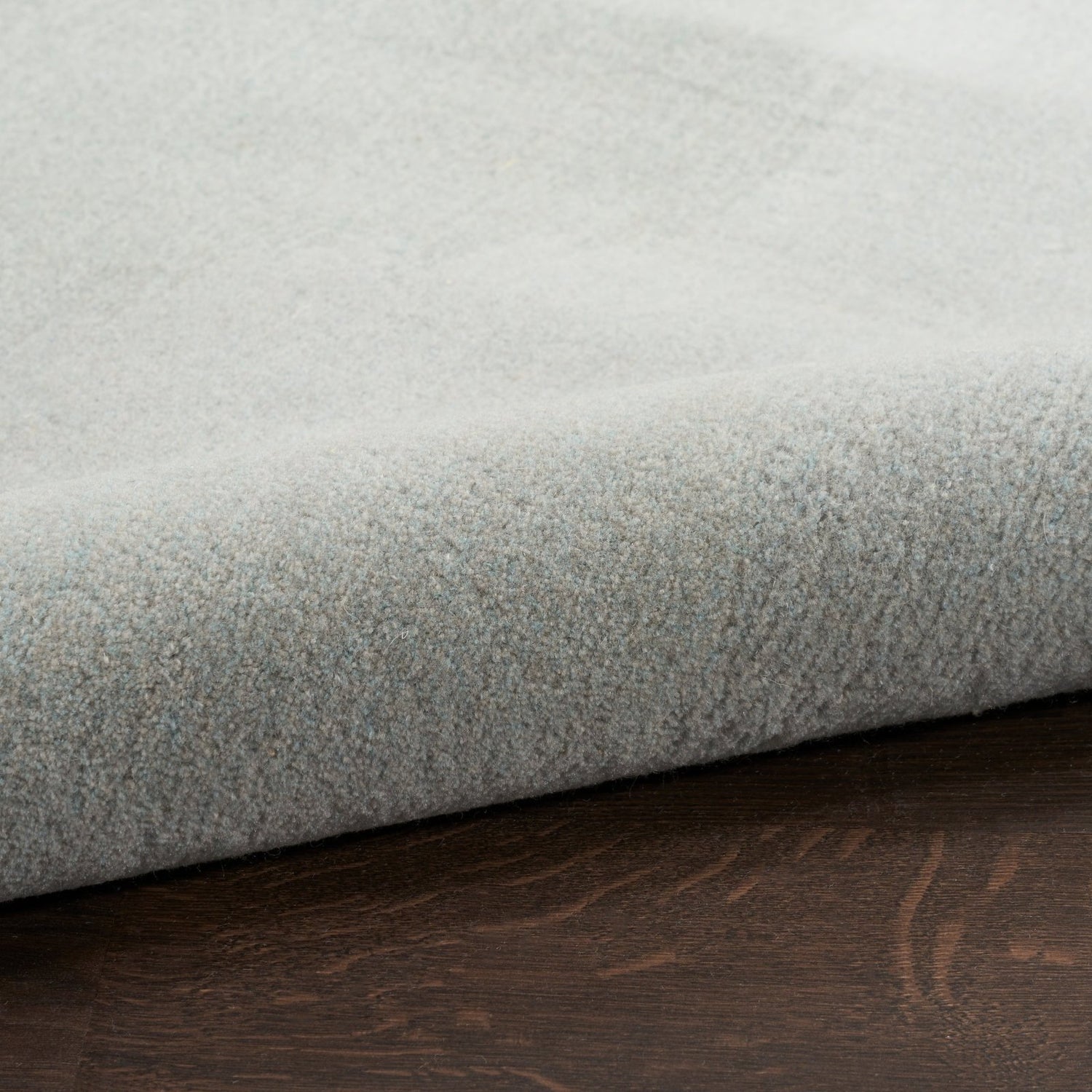 Seafoam Dezire Handmade Tufted Wool Carpet - CloseUp