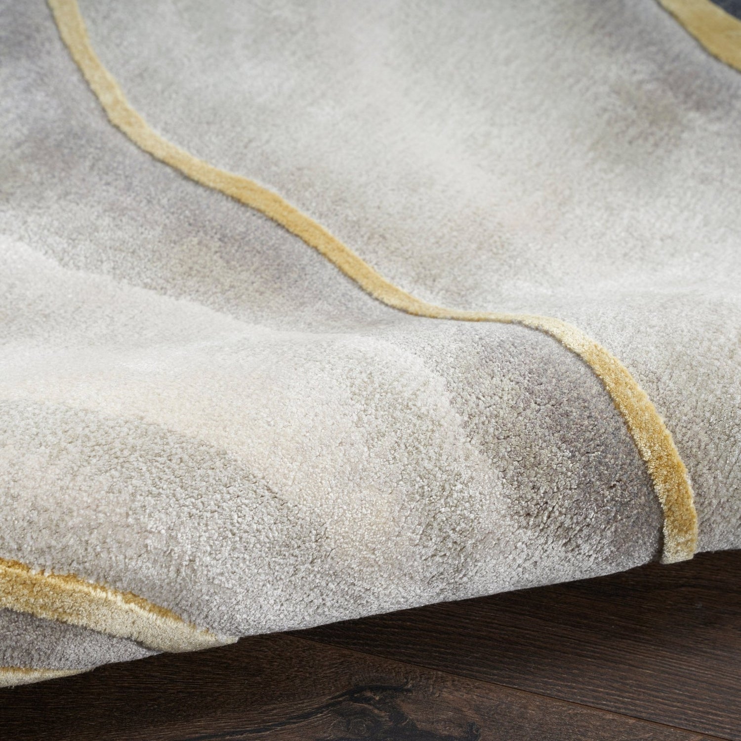 Italian Linen Handmade Tufted Wool Carpet - CloseUp