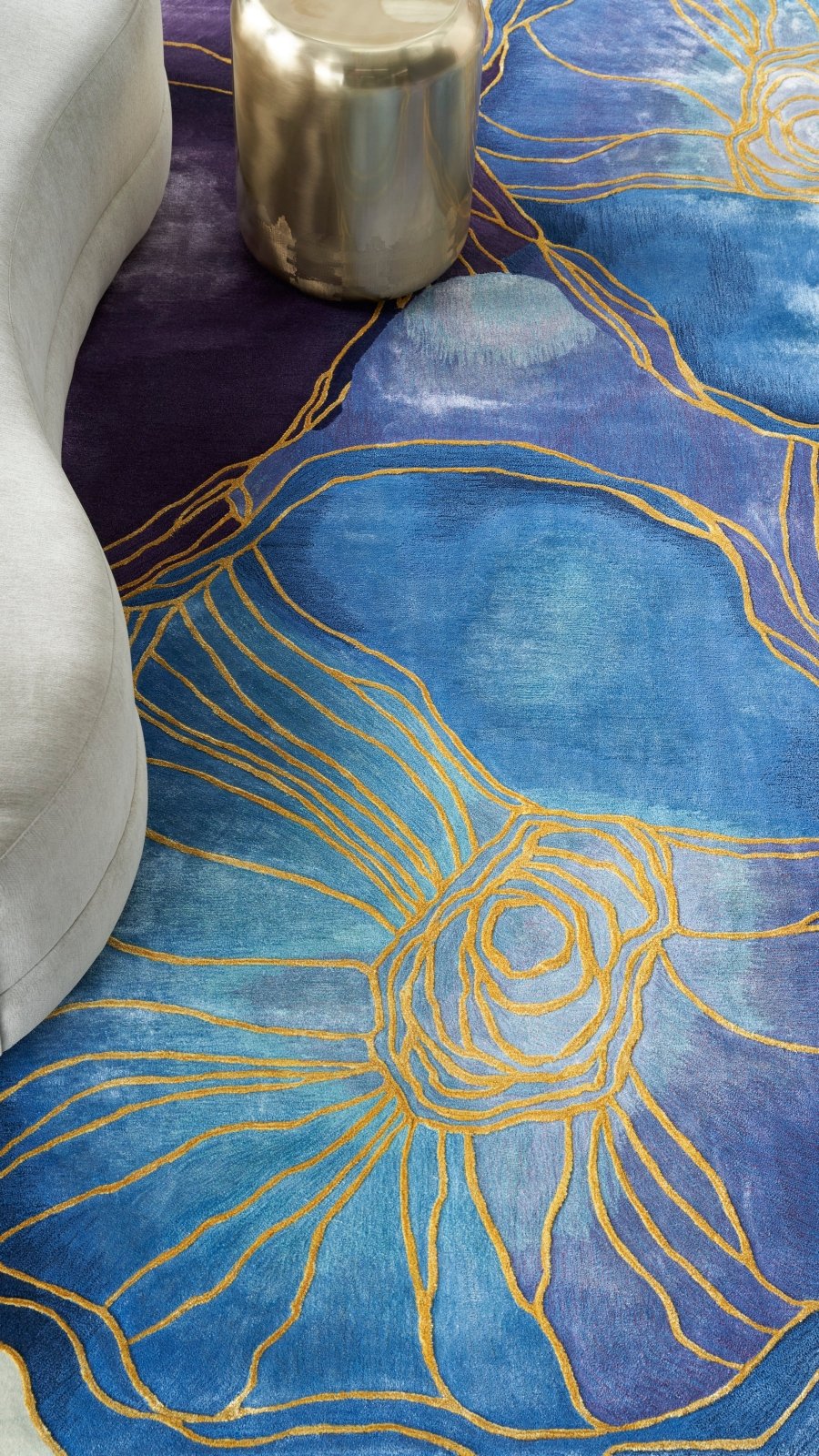 Alexian Florida Handmade Tufted Wool Carpet - CloseUp