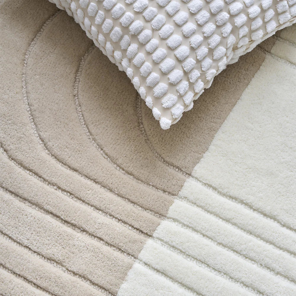 Bibelot Edito Paris Handmade Tufted Wool Carpet - CloseUp