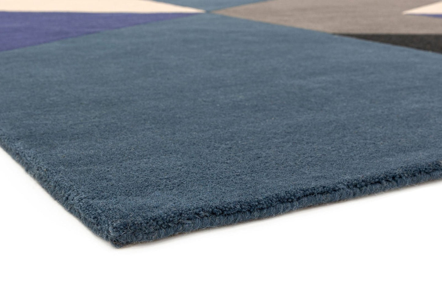Junction Reef Handmade Tufted Wool Carpet - Corner