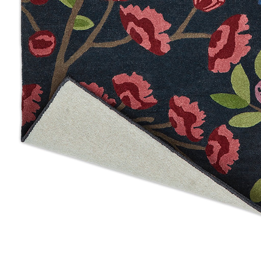 Dust Gaze Handmade Tufted Wool Carpet - Corner