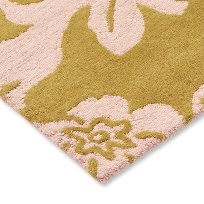 Crystal Clear Handmade Tufted Wool Carpet - Corner