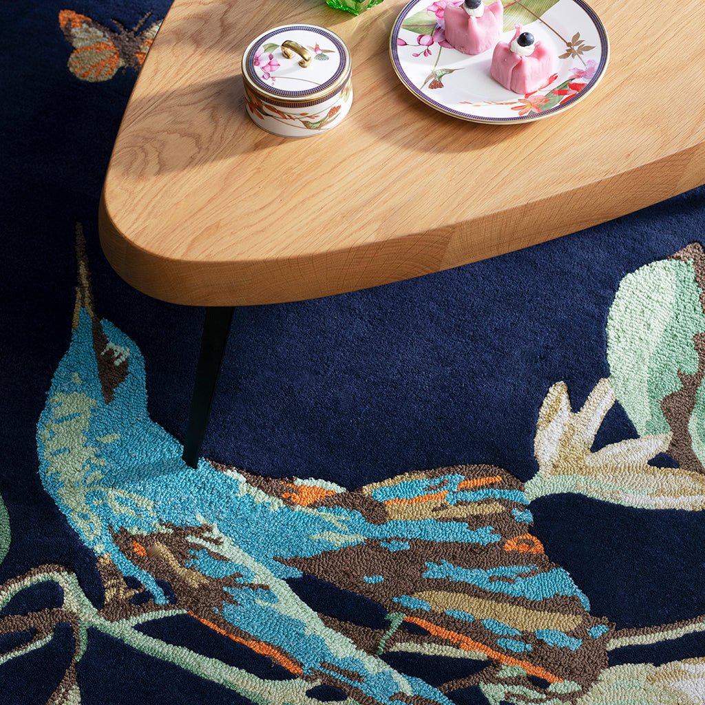 Wedgwood Humming Bird Handmade Tufted Wool Carpet - CloseUp